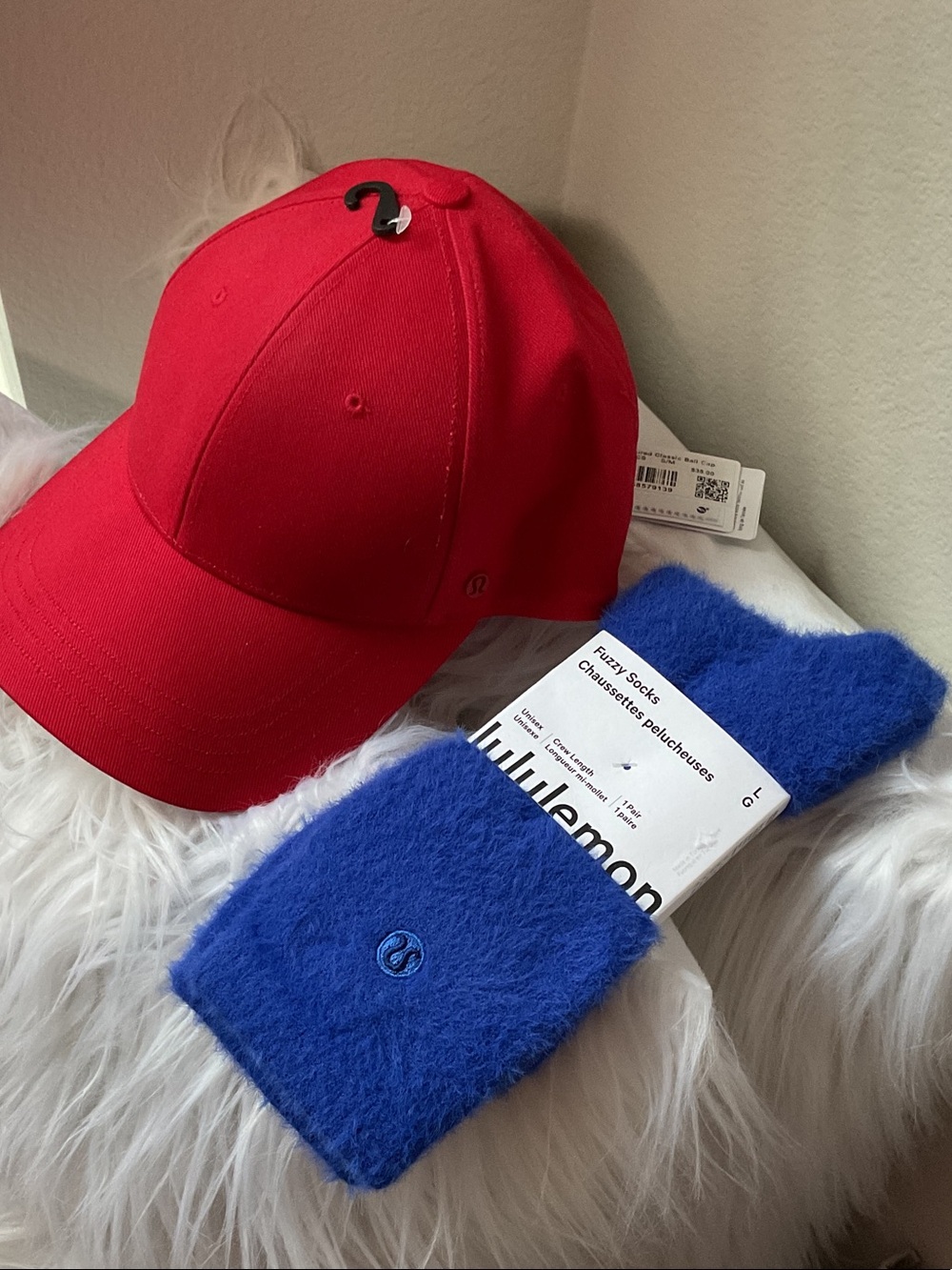 Lululemon Classic Ball Cap - Small/Med(OXFD Red)Fuzzy Socks - Large (Blue)